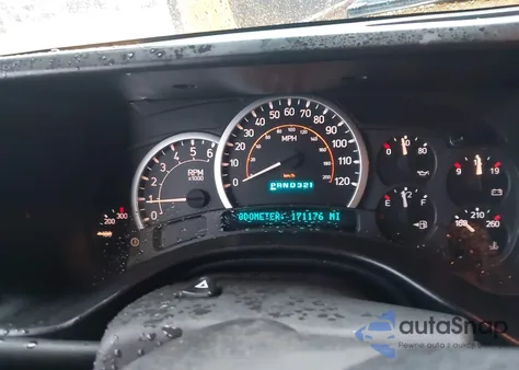 2005 Hummer H2 Sut из США, поврежденный, VIN 5GRGN22U05H116401